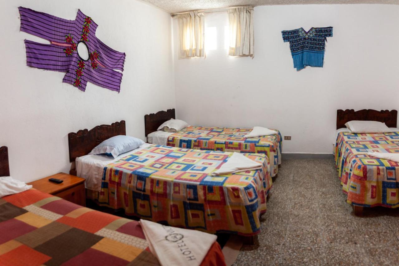 Victorias Hotel Panajachel Εξωτερικό φωτογραφία