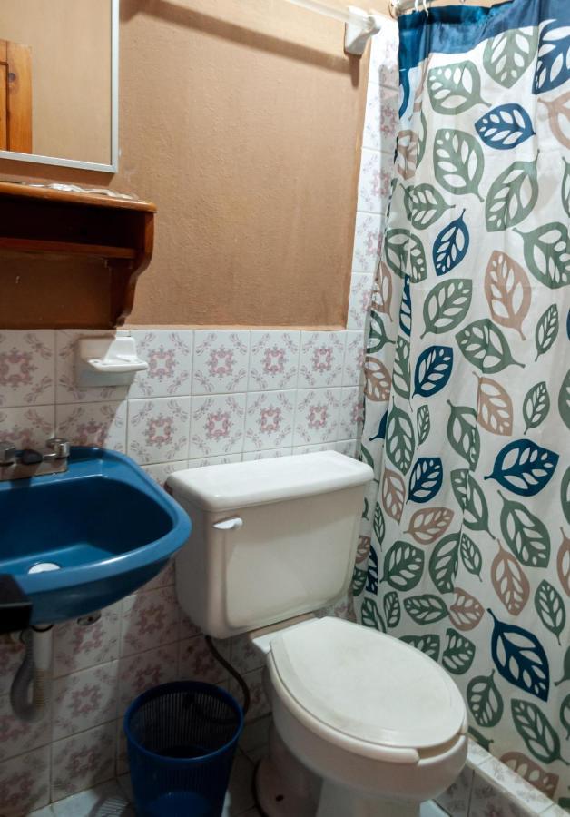 Victorias Hotel Panajachel Εξωτερικό φωτογραφία